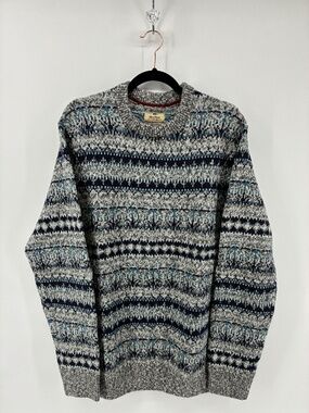 Men's Gray and Blue Patterned Sweater